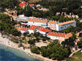 Отель Komodor Hotel and bungalows Orebic 2*