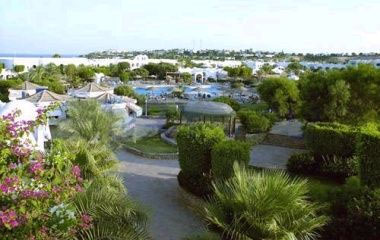 Отель Domina Hotel & Resort Aquamarine Beach 5*