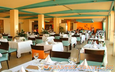 Ресторан отеля Atlantica Kalliston Resort and Spa 5*