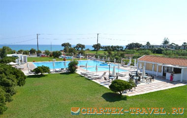 Отель Chryssana Beach Hotel 3*