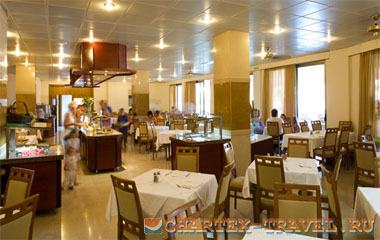 Ресторан отеля Lutania Beach Hotel 4*