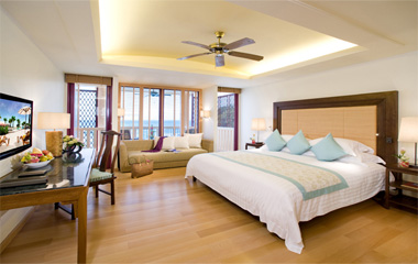 Deluxe Ocean Facing отеля Centara Grand Beach Resort Phuket 5*