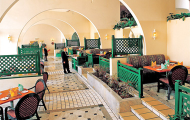 Ресторан отеля Golden Tulip Al Jazira Hotel & Resort 5*
