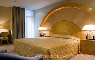 Номер отеля Mercure Grand Jebel Hafeet Al Ain Hotel 4*