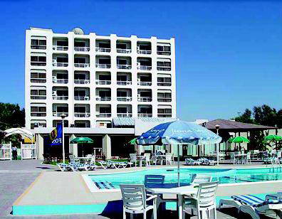 Отель Ajman Beach 3*