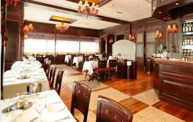 Ресторан отеля Al Khaleej Palace 4*
