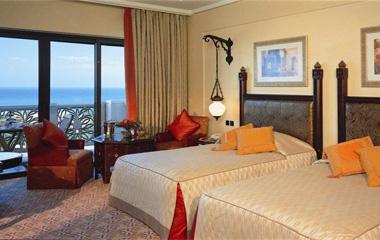 Club Executive / Leisure отеля Al Qasr 5*