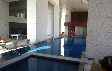 Отель Bonnington Jumeirah Lakes Towers 5*