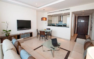 Номер отеля Bonnington Jumeirah Lakes Towers 5* Номер отеля Bonnington Jumeirah Lakes Towers 5*