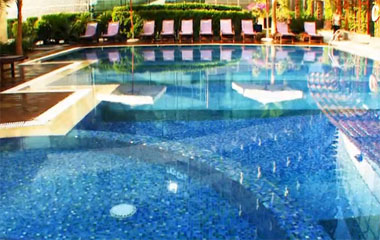 Отель BurJuman Arjaan by Rotana 4*