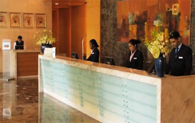 Отель BurJuman Arjaan by Rotana 4*