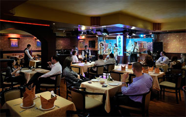 Ресторан отеля Carlton Tower Hotel Dubai 4*