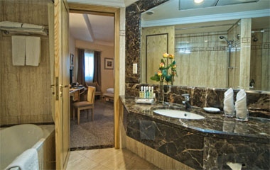 Номер отеля City Seasons Hotel Dubai 4*