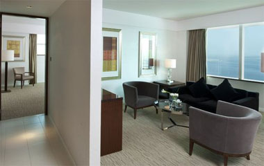 Номер отеля Crowne Plaza Dubai Festival City 5*