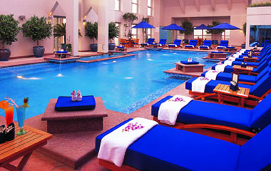 Отель Dusit Thani Dubai 5*