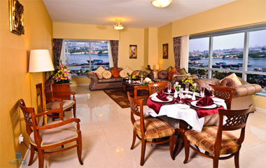 Номер отеля Emirates Concorde Hotel & Suites 5* Номер отеля Emirates Concorde Hotel & Suites 5*