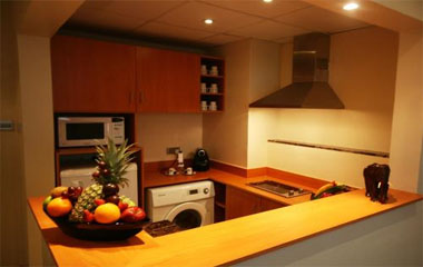 Номер отеля Golden Tulip Al Barsha 4* Номер отеля Golden Tulip Al Barsha 4*