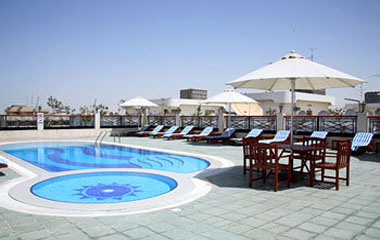 Отель Hallmark Hotel 4*