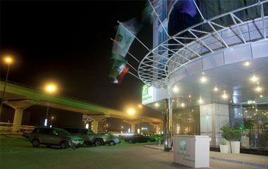 Отель Holiday Inn Dubai-Al Barsha 4*