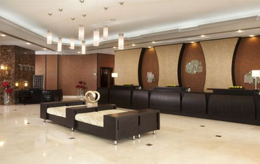 Отель Holiday Inn Dubai-Al Barsha 4*