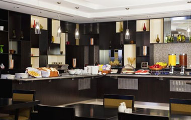 Ресторан отеля Holiday Inn Express Dubai-Internet City 2*