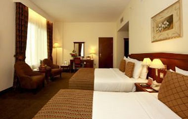 Номер отеля Howard Jonson Bur Dubai 3*