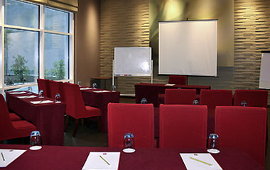 Отель Ibis Al Barsha 3*