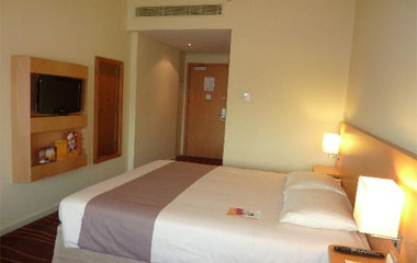 Номер отеля Ibis Deira City Centre 2*
