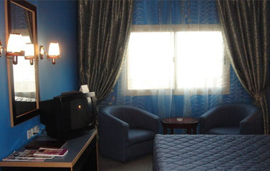 Номер отеля Jonrad Hotel 3*