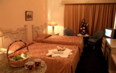 Номер отеля Jormand Hotel Apartments 3* Номер отеля Jormand Hotel Apartments 3*