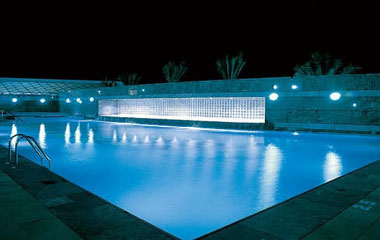 Отель Jumeirah Emirates Towers Hotel 5*