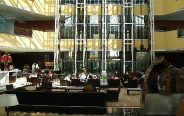 Отель Jumeirah Emirates Towers Hotel 5* Отель Jumeirah Emirates Towers Hotel 5*