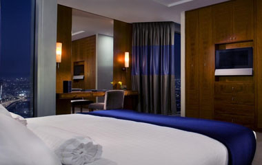 Номер отеля Jumeirah Emirates Towers Hotel 5* Номер отеля Jumeirah Emirates Towers Hotel 5*