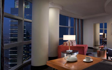 Номер отеля Jumeirah Emirates Towers Hotel 5*