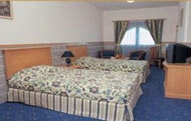 Номер отеля Landmark Plaza Baniyas 3* Номер отеля Landmark Plaza Baniyas 3*