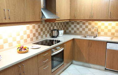 Номер отеля Legacy Hotel Apartments