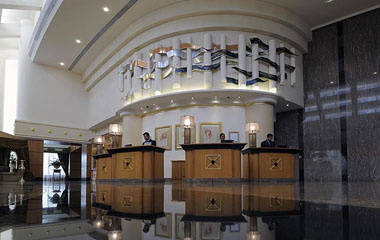 Отель Le Royal Meridien Beach Resort and Spa 5* Отель Le Royal Meridien Beach Resort and Spa 5*