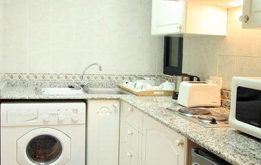 Номер отеля London Creek Hotel Apartments Номер отеля London Creek Hotel Apartments