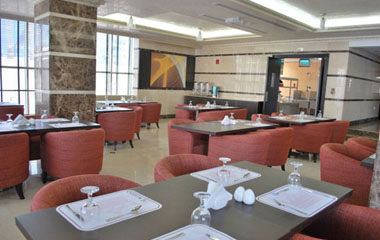 Ресторан отеля London Crown Hotel 3* Ресторан отеля London Crown Hotel 3*