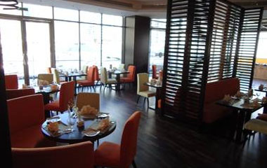 Ресторан отеля Lotus Hotel Apartments And Spa Marina 4*