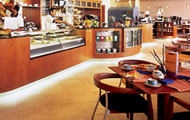 Ресторан отеля Marriott Executive Apartments Dubai Creek 5*