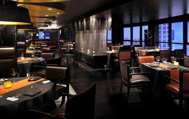 Ресторан отеля Marriott Harbour Hotel & Suites 4*