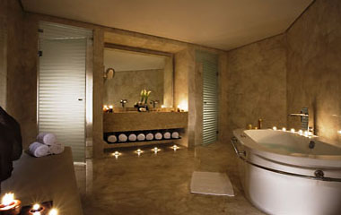 Номер отеля Marriott Harbour Hotel & Suites 4*