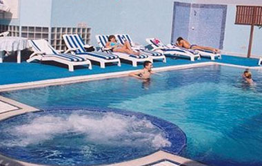 Отель Mayfair Hotel 4*