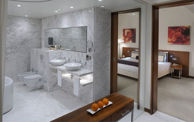 Номер отеля Media One 4* Номер отеля Media One 4*