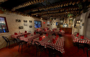 Ресторан отеля Metropolitan Hotel 4* Ресторан отеля Metropolitan Hotel 4*