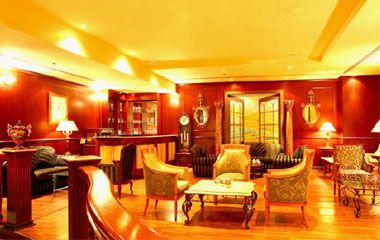 Отель Metropolitan Hotel Deira 4* Отель Metropolitan Hotel Deira 4*