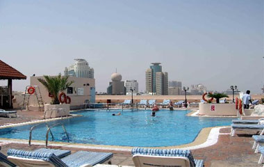 Отель Metropolitan Palace 5*