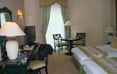 Номер отеля Metropolitan Palace 5*