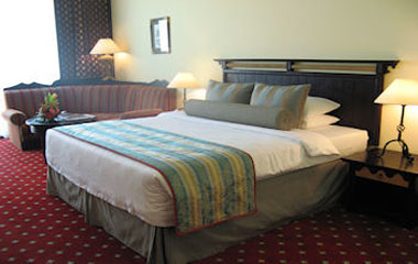 Номер отеля Millennium Airport Hotel Dubai 4*